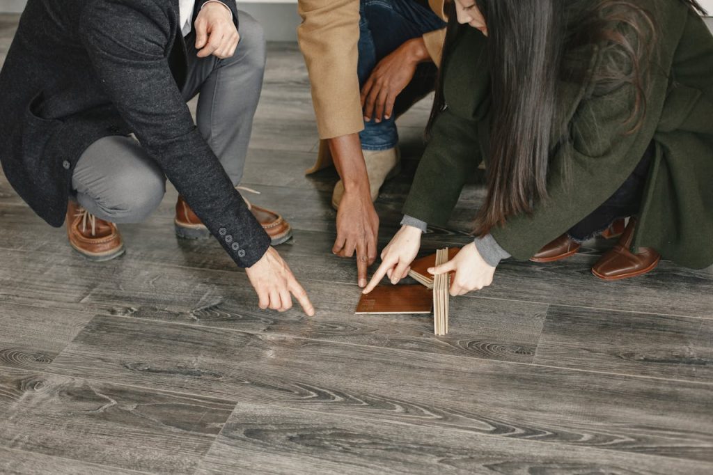 people-comparing-flooring-colours